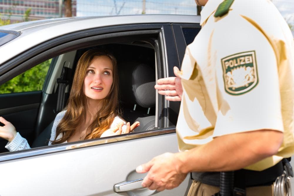 Phạm luật giao thông tại Phần Lan sẽ bị xử phạt dựa trên hai yếu tố sau: mức độ nghiêm trọng của vi phạm và thu nhập của người lái xe.